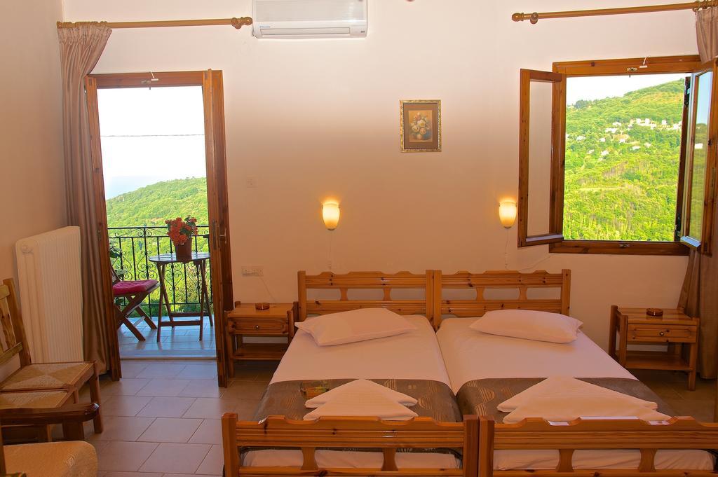 Stavroula Rooms Makrirrákhi Esterno foto
